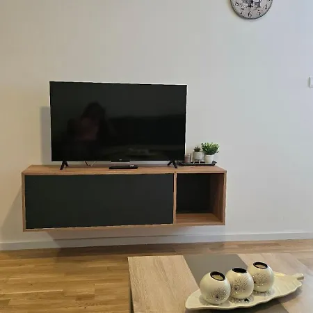 Luxe Apartment *